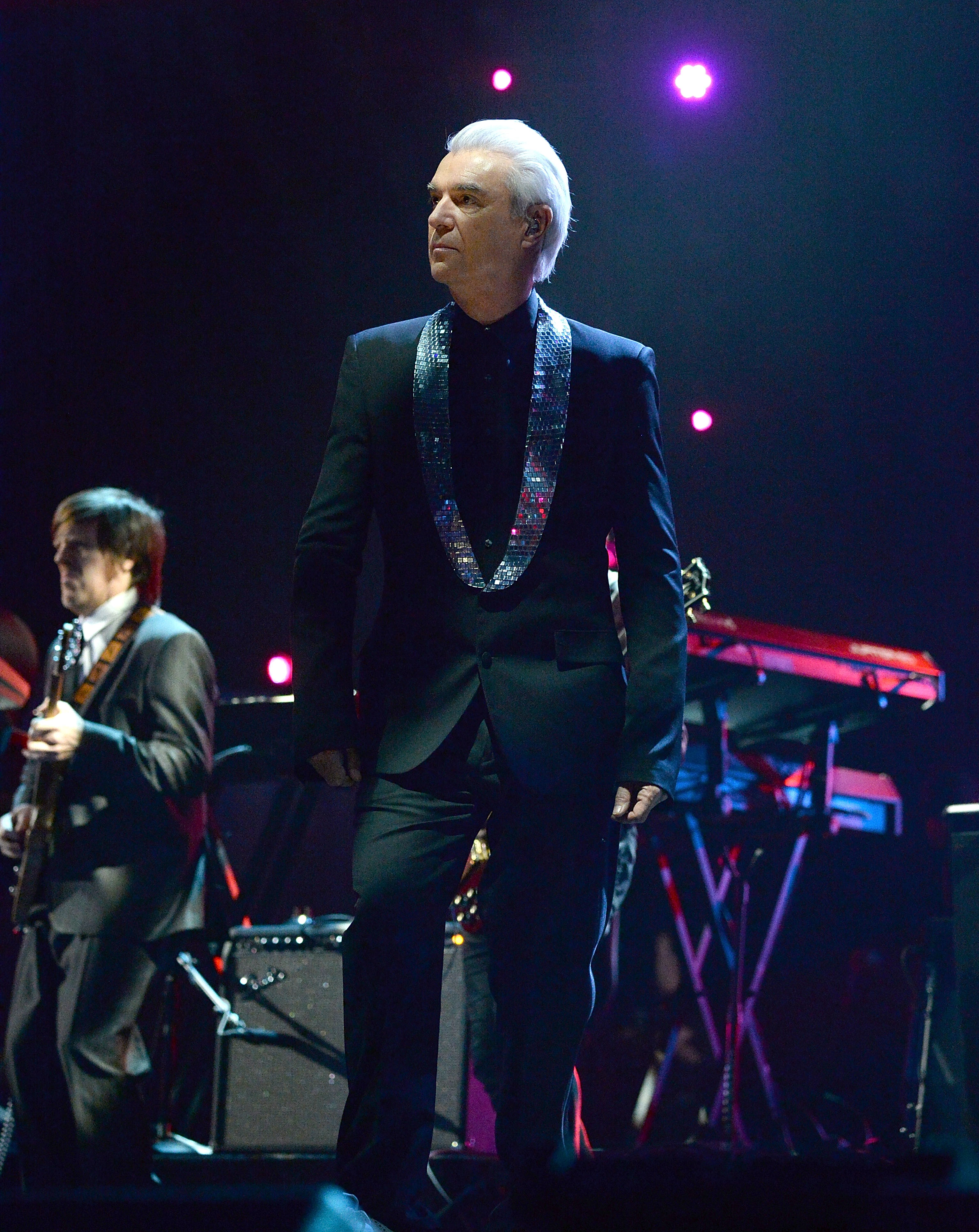 David Byrne faz show de seu novo álbum na Barra