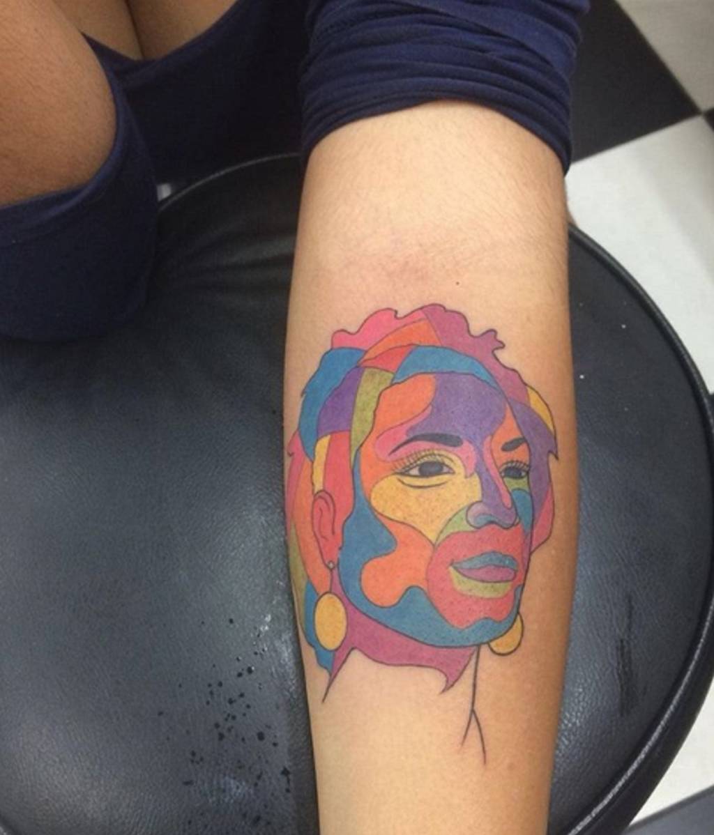 Filha de Marielle Franco homenageia a vereadora morta com tatuagem