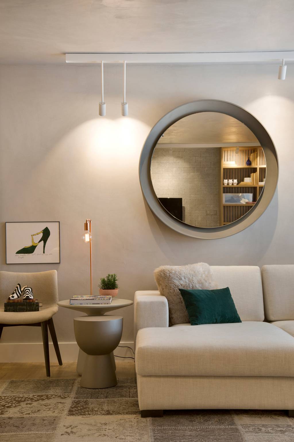 Espelhos redondos podem ser um diferencial na decoração de casa