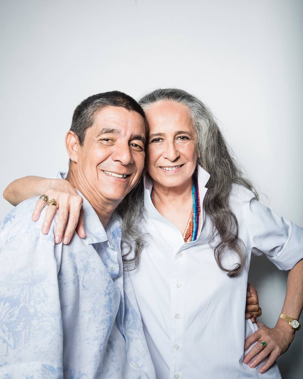 Juntos no palco, Maria Bethânia e Zeca Pagodinho celebram o samba