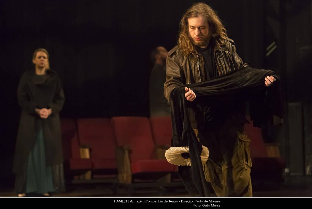 De volta ao circuito: quatro espetáculos reestreiam na cidade