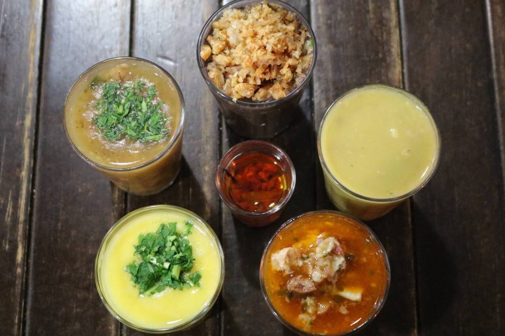 Está aberta a temporada de caldos e sopas nos botecos para o inverno
