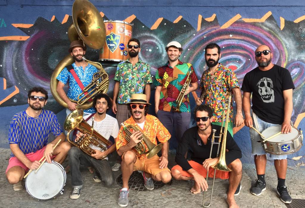 Orquestra Voadora comanda Carnaval fora de época no Imperator