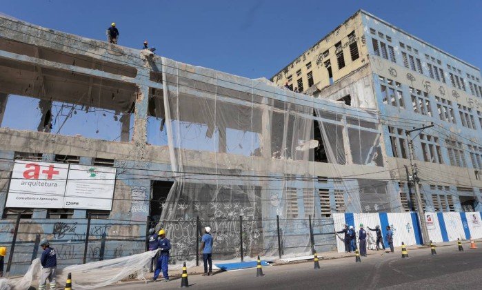 Demolição de antiga fábrica no Caju é adiada