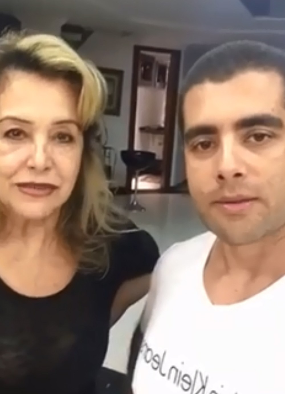 Mãe de Dr. Bumbum teve registro médico cassado