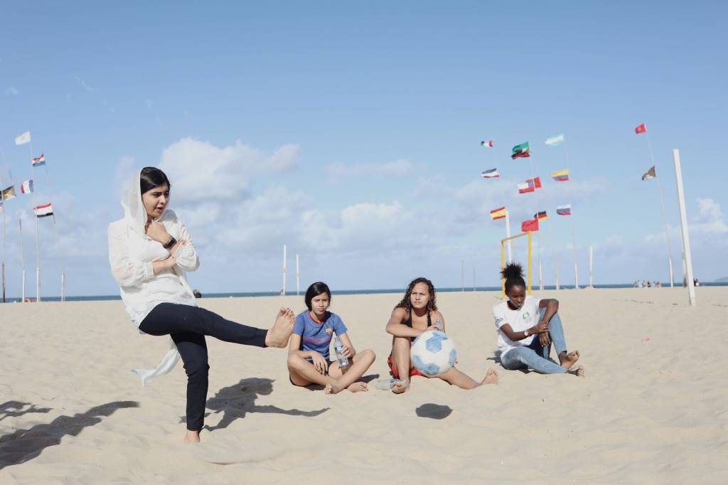 malala futebol praia malala futebol praia