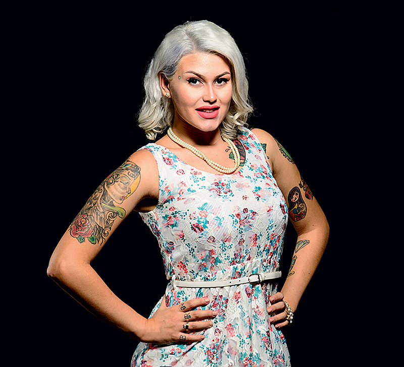 Ex-ativista feminista, Sara Winter quer dar armas de fogo às mulheres