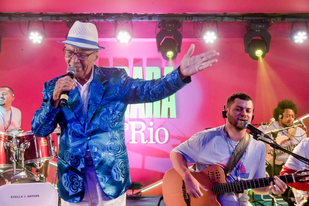 ‘Entrei em depressão com a pandemia mas agora melhorei’, diz Monarco