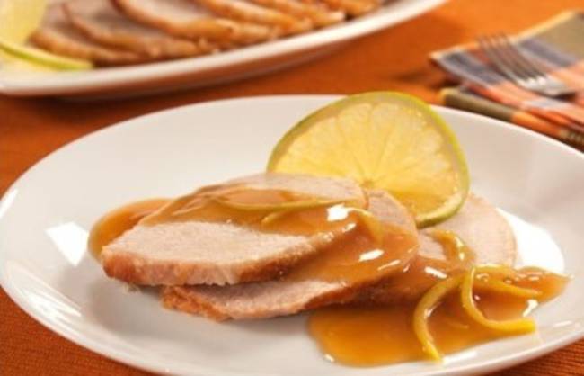 Lombo suíno com molho de laranja_Ignácio Peixoto_Bluemoon Lombo suíno com molho de laranja_Ignácio Peixoto_Bluemoon