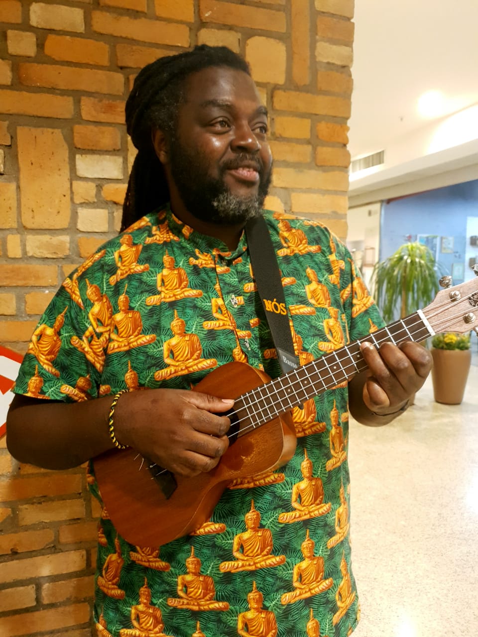 Artistas do metrô passam ‘chapéu virtual’ em apresentações on-line