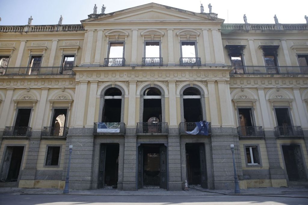 Museu Nacional precisa de doações para recuperar acervo