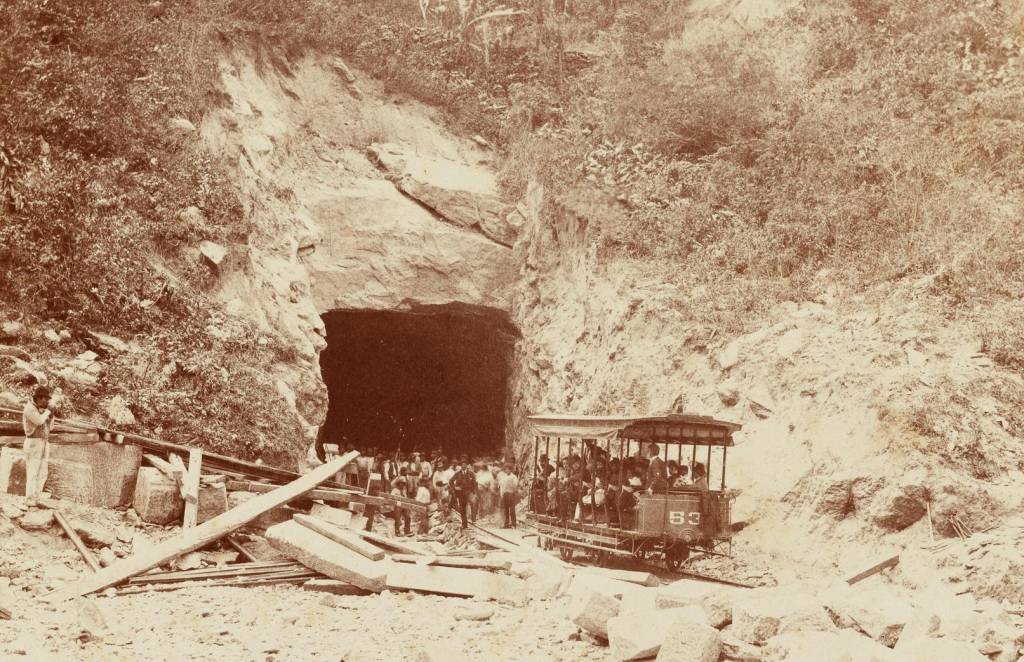 TunelVelho-1892-JuanGutierrez-MuseudaRepublica TunelVelho-1892-JuanGutierrez-MuseudaRepublica