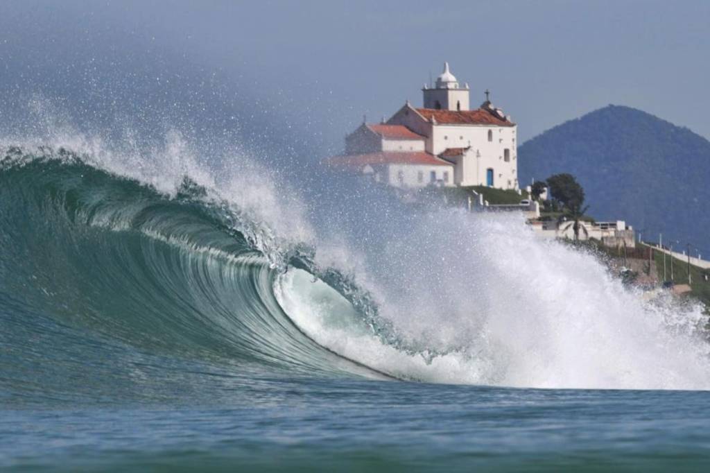 Coronavírus: capital nacional do surfe, Saquarema volta a fechar praias