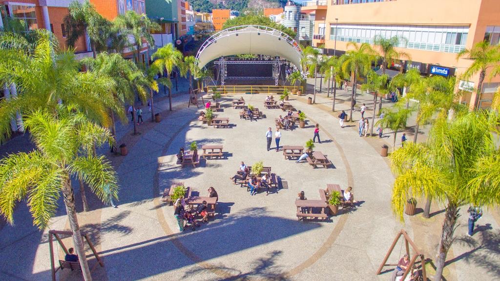 Shopping Downtown terá cinema ao ar livre com filmes cult