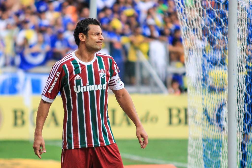 Coronavírus: Fred testa positivo um dia depois de disputar Fla x Flu