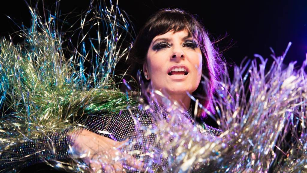 Fim de semana tem show gratuito de Fernanda Abreu no Centro do Rio