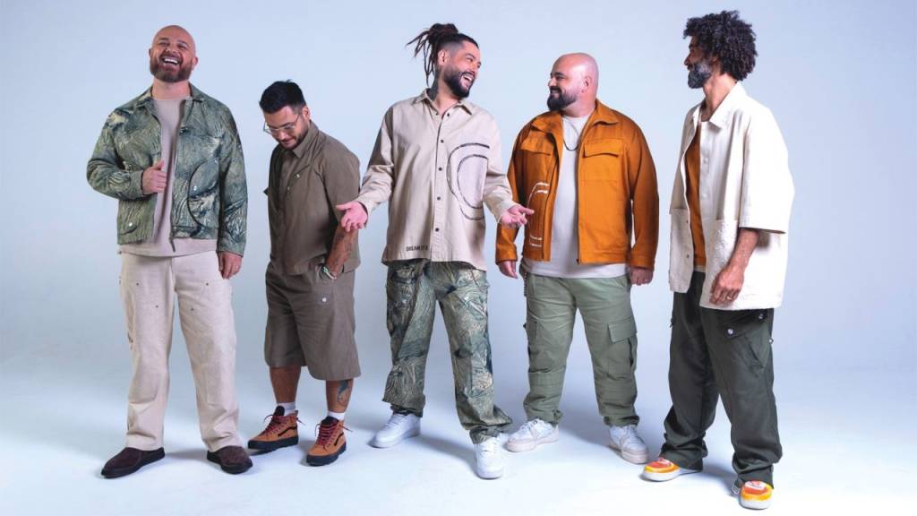 Reggae night: banda Maneva celebra duas décadas em show no Vivo Rio