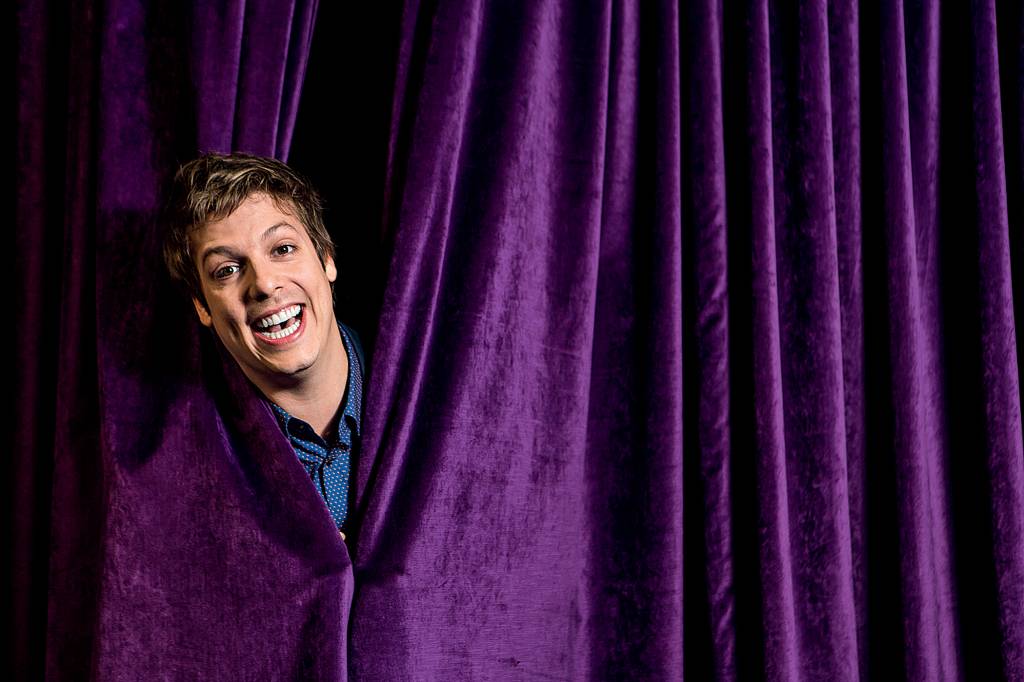 Fabio Porchat vai financiar três peças de comédia com 80 000 reais