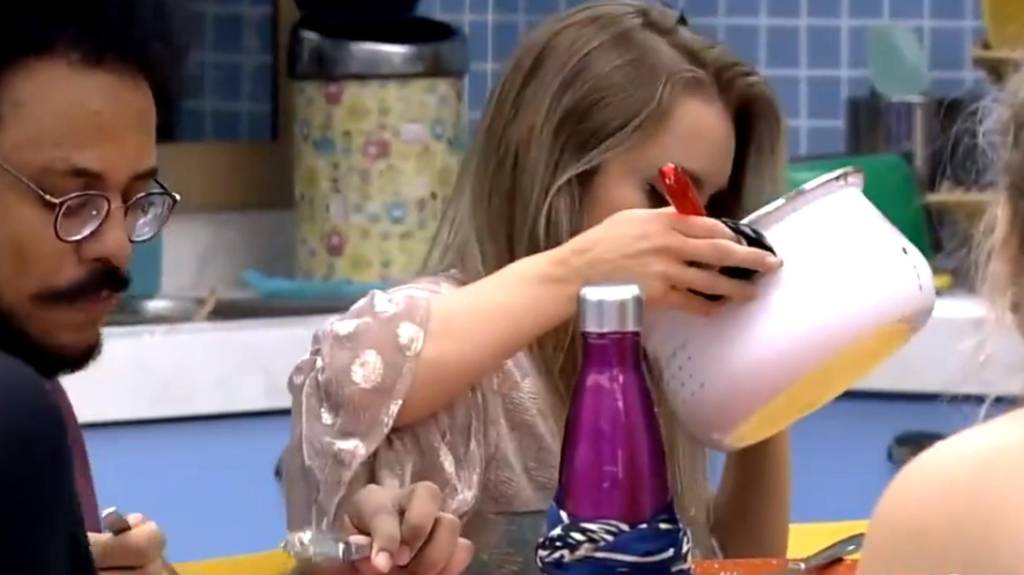 Covid no BBB? Participantes perdem olfato e paladar e fazem testes