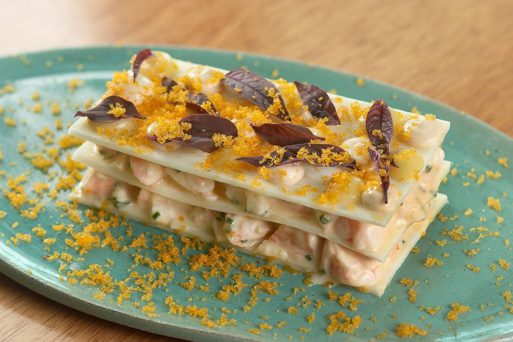 Receita de Masterchef: Rafa Gomes ensina a fazer seu mil-folhas de pupunha