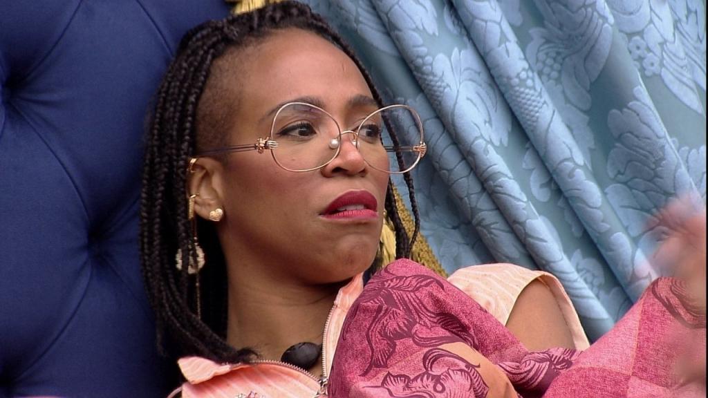 Tombar custa caro: Karol Conká pode sofrer prejuízo de R$ 5 milhões