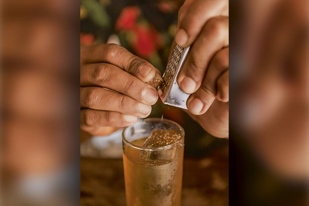 Já ouviu falar em drinques clarificados? Eles estão com tudo nos balcões