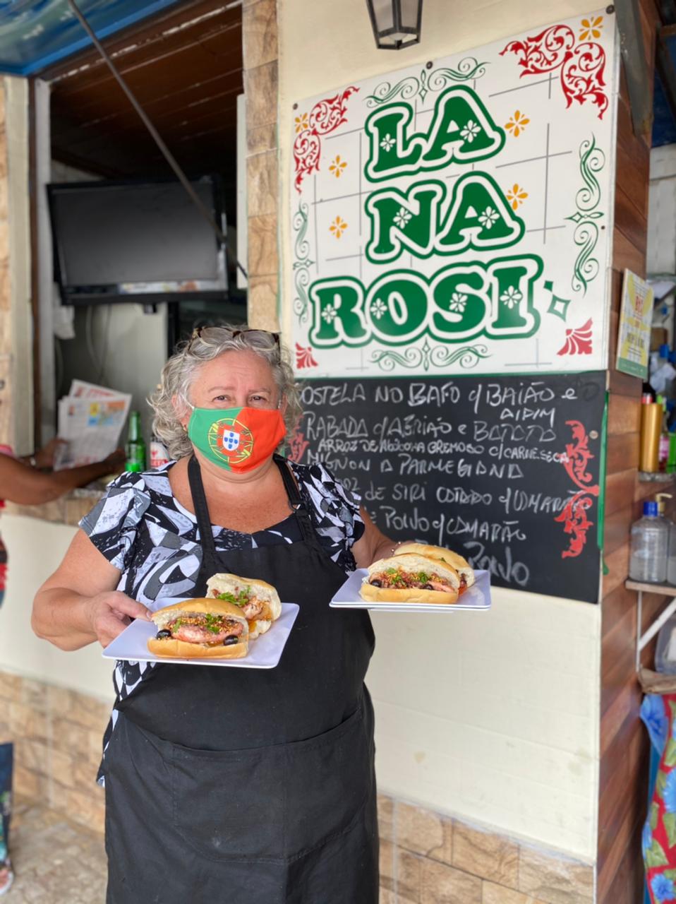 Rosi e seu hot dog de polvo: coisa de louco no quiosque da beira do mangue