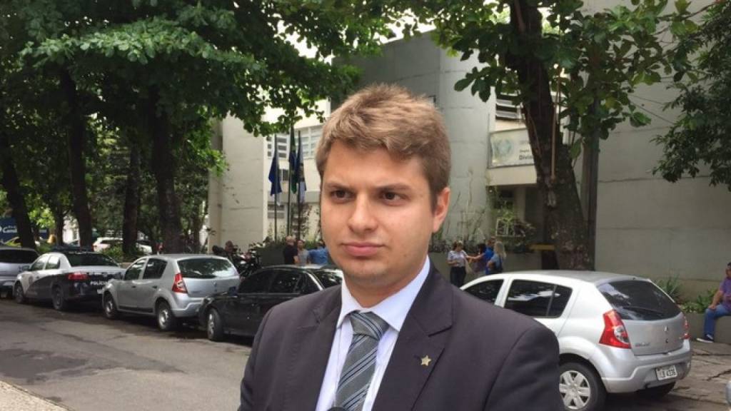 Coronavírus: praias cheias podem fazer Rio endurecer medidas restritivas