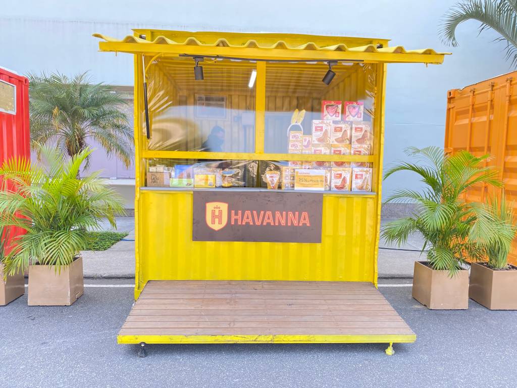 Última chamada: shoppings promovem drive-thru para vender ovos de Páscoa