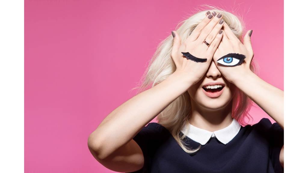 Olhar triste e cansado? 