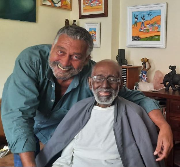 Paulão e Nelson Paulão Sete Cordas e o amigo Nelson Sargento