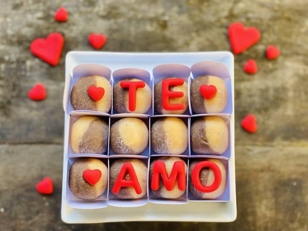 Cake & Co – Amor I Love You (Divulgacao) Cake & Co: docinhos com mensagens amorosas