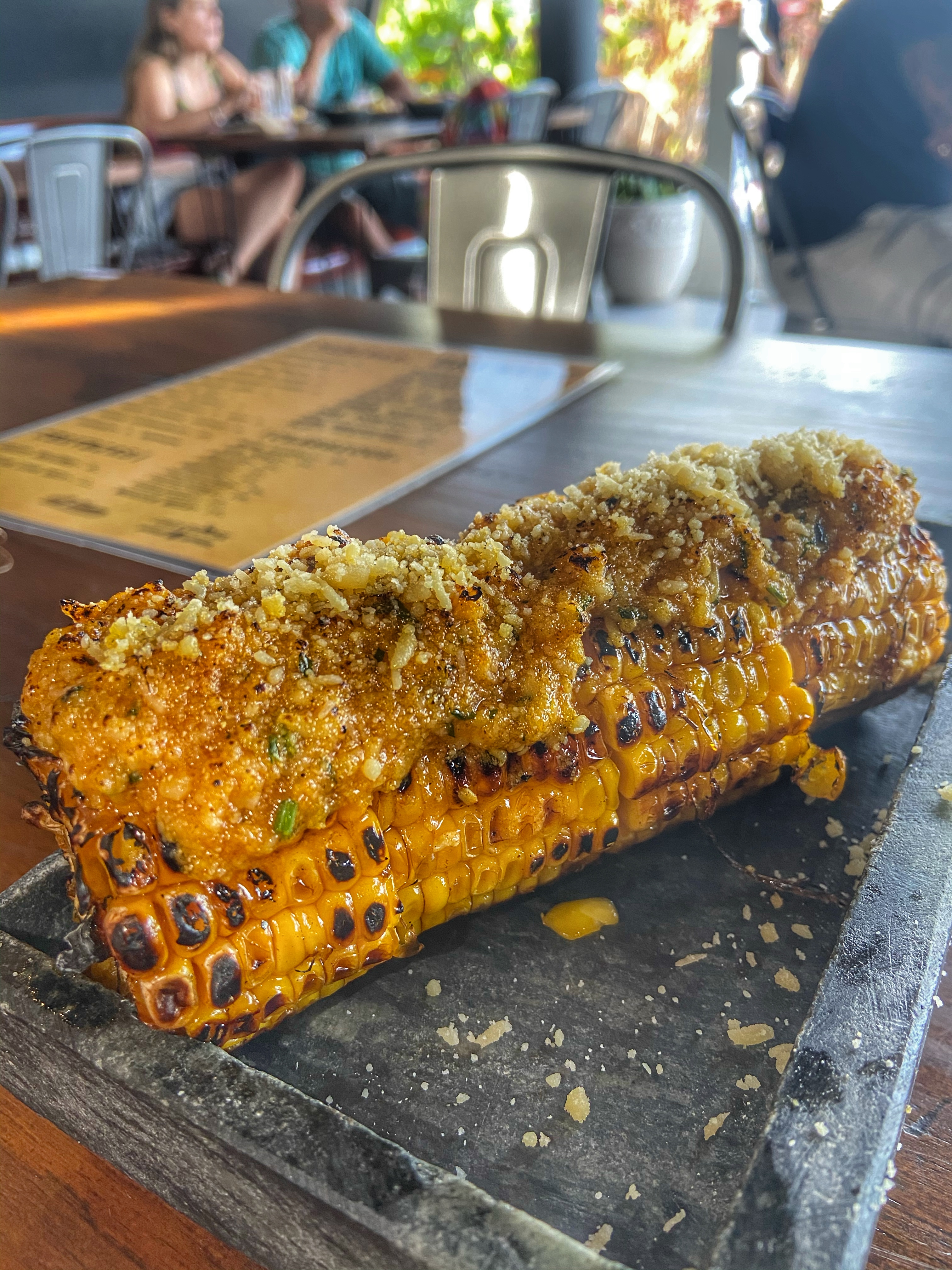 dB House: milho e muito mais