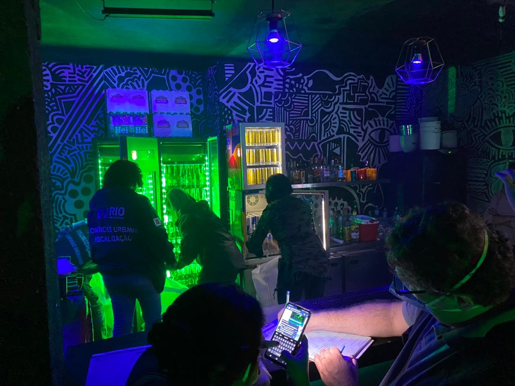 Covid: festas, boates e torcida nos estádios seguem proibidas no Rio