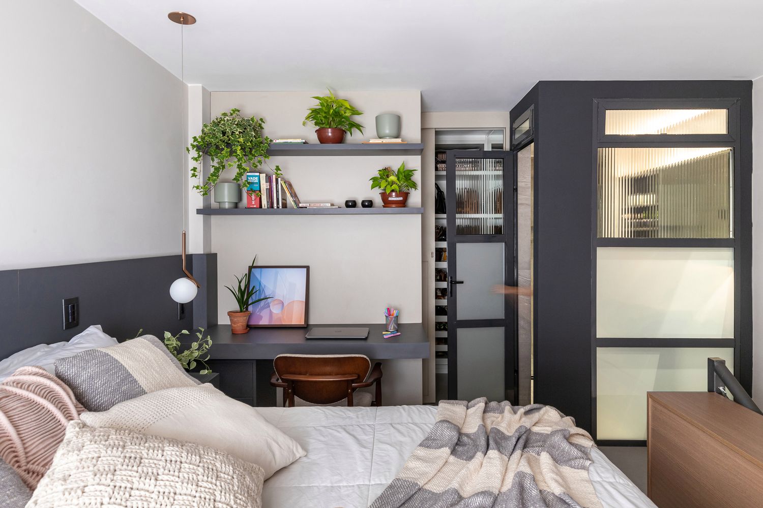 O Ap&ecirc; Simpatia surpreende pela amplitude e integra&ccedil;&atilde;o em apenas 44 m&sup2;.