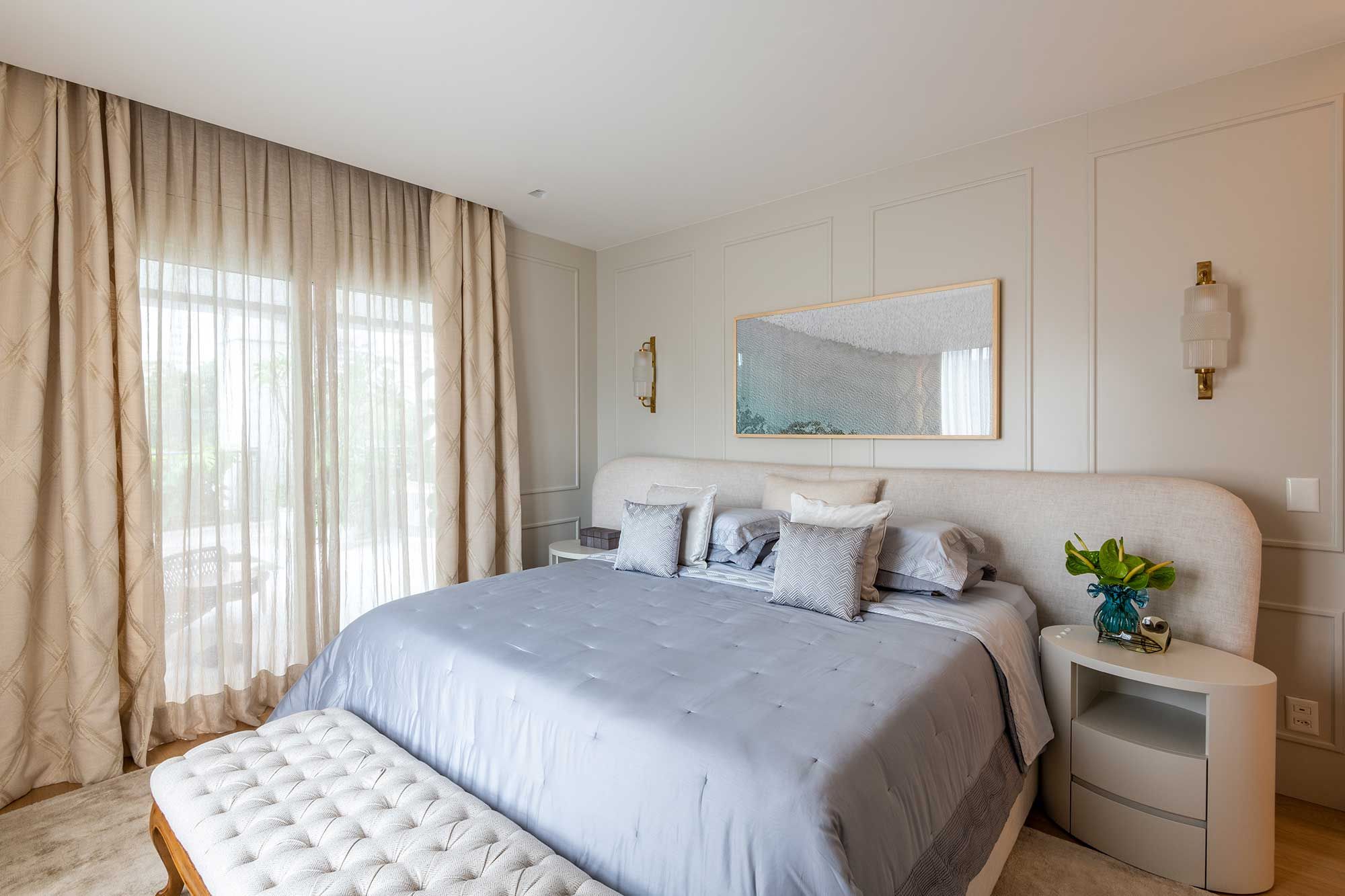 Com muito conforto, apartamento para fam&iacute;lia valoriza o encontro.