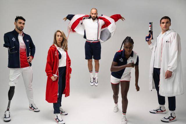 Uniforme da delegação francesa, assinado pela Lacoste Uniforme da delegação francesa, assinado pela Lacoste