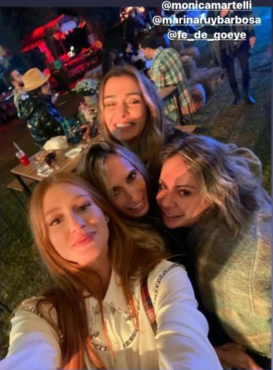 ‘Errei’, assume Mônica Martelli, após foto em festa de Marina Ruy Barbosa
