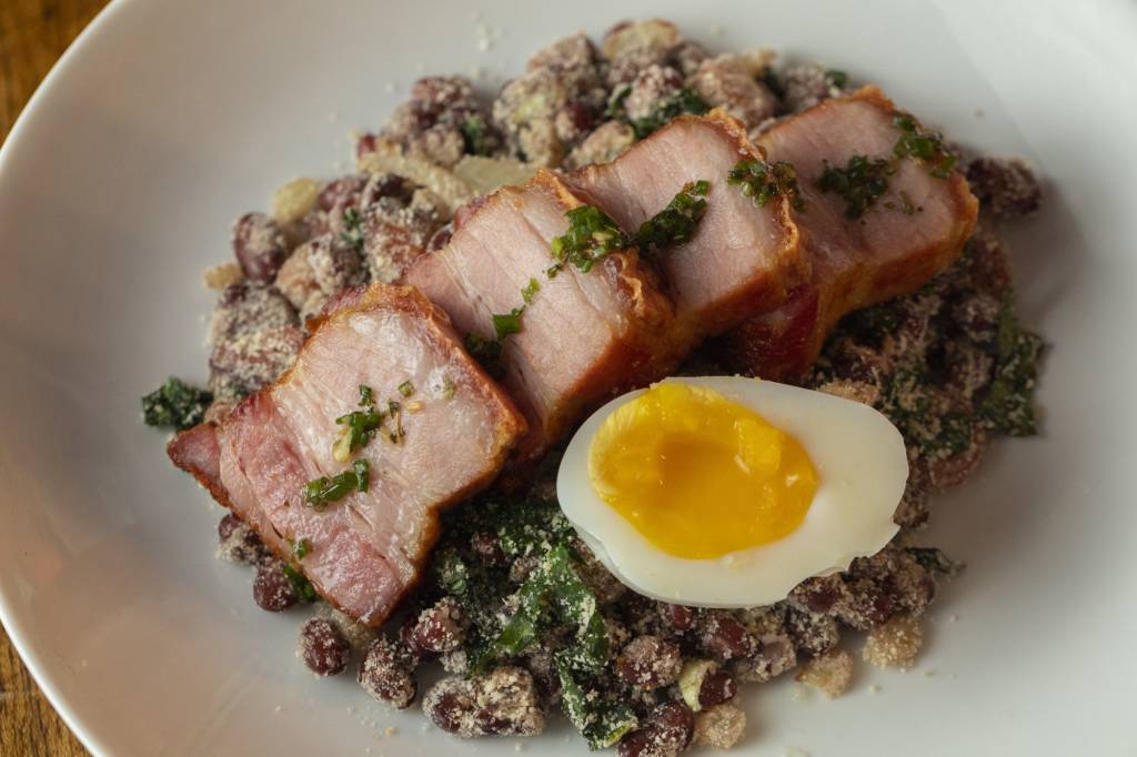 Conheça o Bão, o novo restaurante ‘ítalo-mineiro’ do chef Kiko Faria