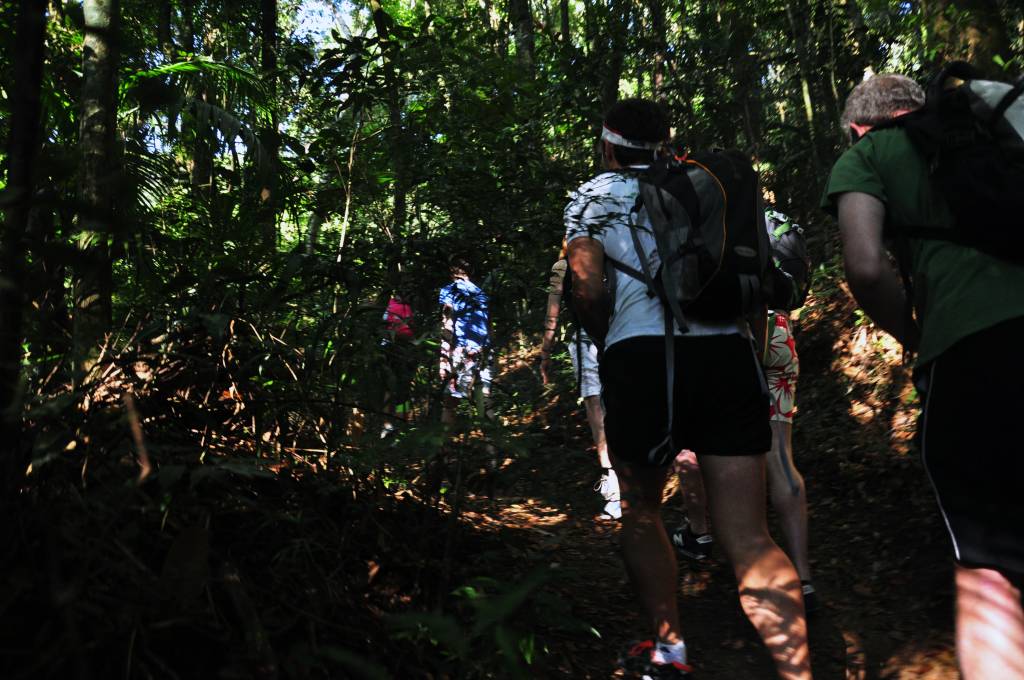 Crédito Alexandre Macieira – Riotur4 (1) Foto mostra pessoas na trilha