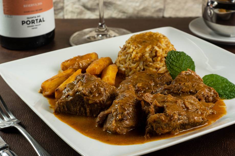 Gajos d'Ouro: cabrito assado Gajos d'Ouro: cabrito assado