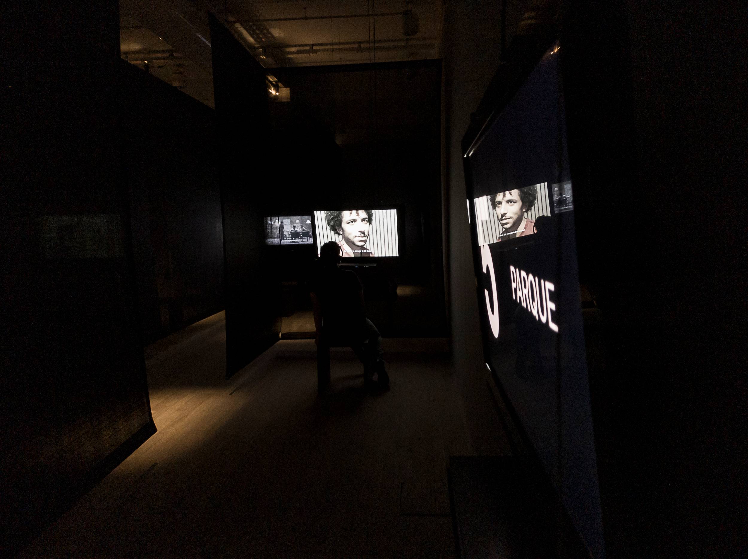 Instalação no Oi Futuro mistura teatro e exposição em quebra-cabeça cênico