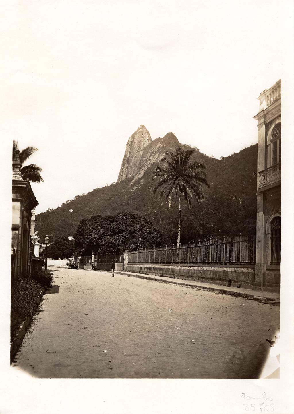 51387874649_048eb14240_k Imagem mostra a rua São Clemente