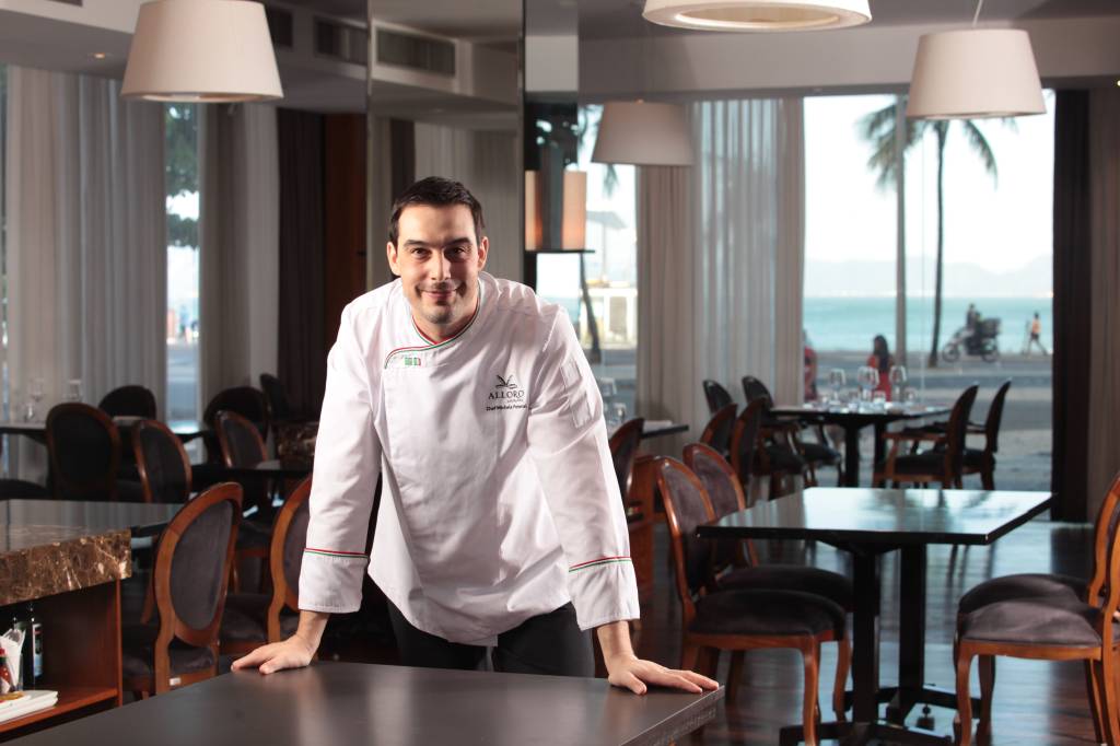 Alloro al MIramar_chef Michele Petenzi_cred berg silva Michele Petenzi: à frente da cozinha do italiano