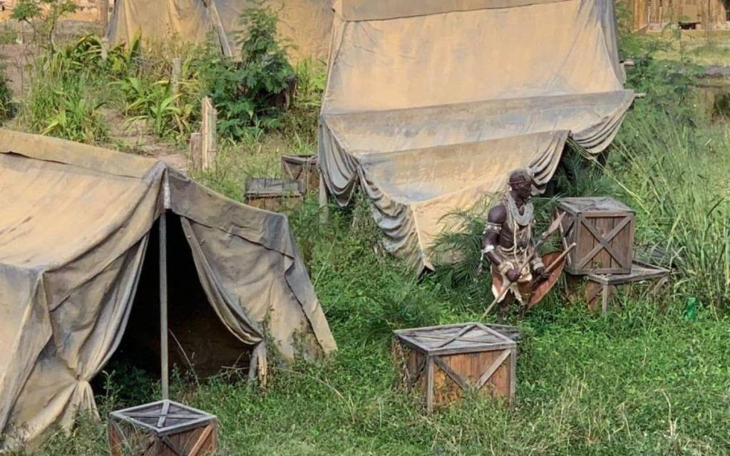 Acusado de racismo, Bioparque retira estátuas de negros em espaço africano