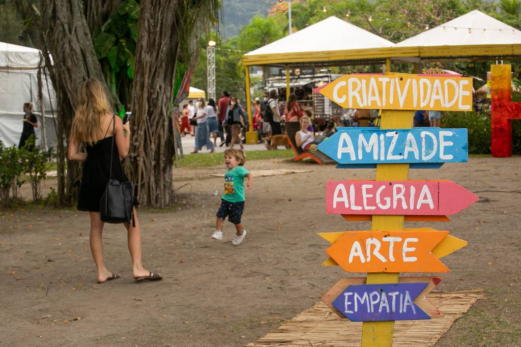 Feira francesa, Babilônia e mais programas ao ar livre no fim de semana
