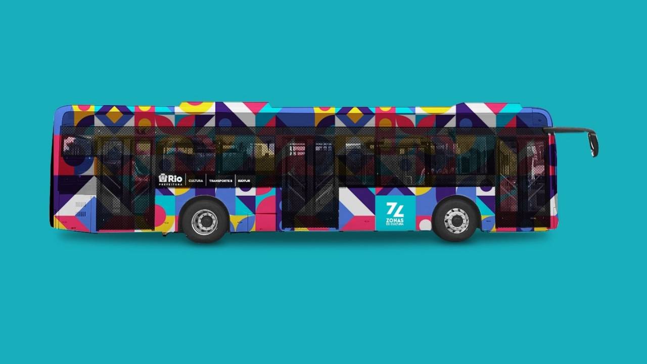 Projeção em 3D do ônibus elétrico que fará passeio turístico em Madureira.