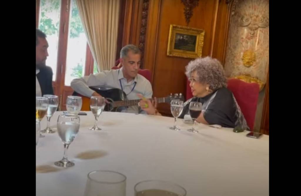 Vai, Caio Castro! Ops, é Cláudio Castro