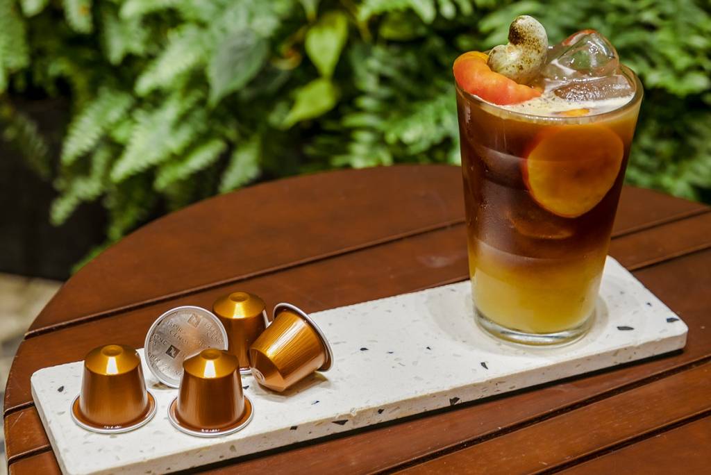 Um brinde aos 25 anos: Nespresso oferece bebida para VEJA COMER & BEBER