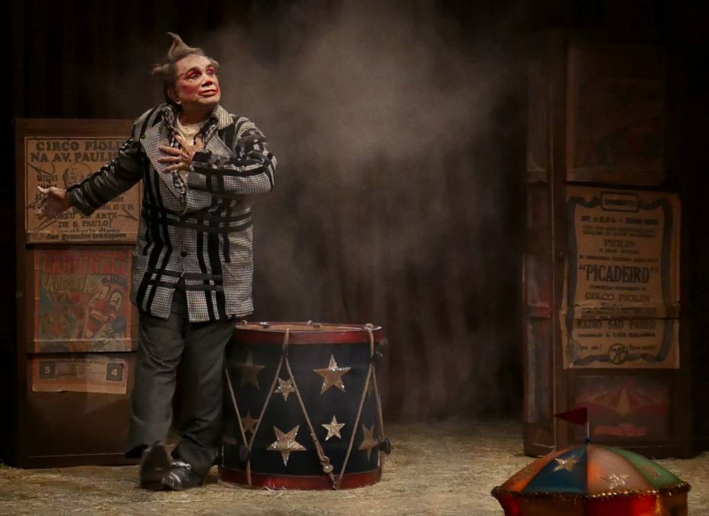 É de graça: Dedé Santana leva circo, cinema e teatro para o Porto Maravilha